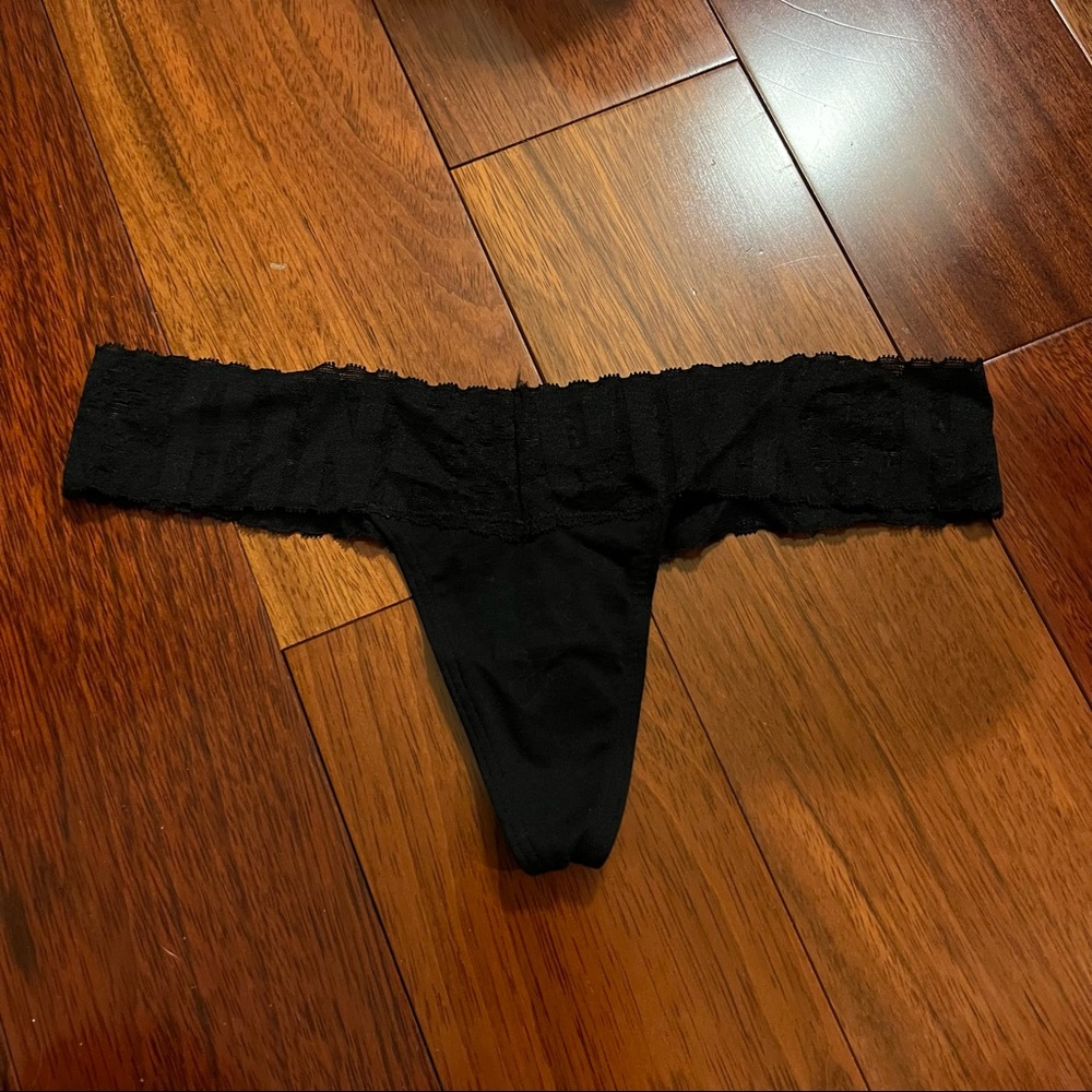 VS Pink extra low rise thong